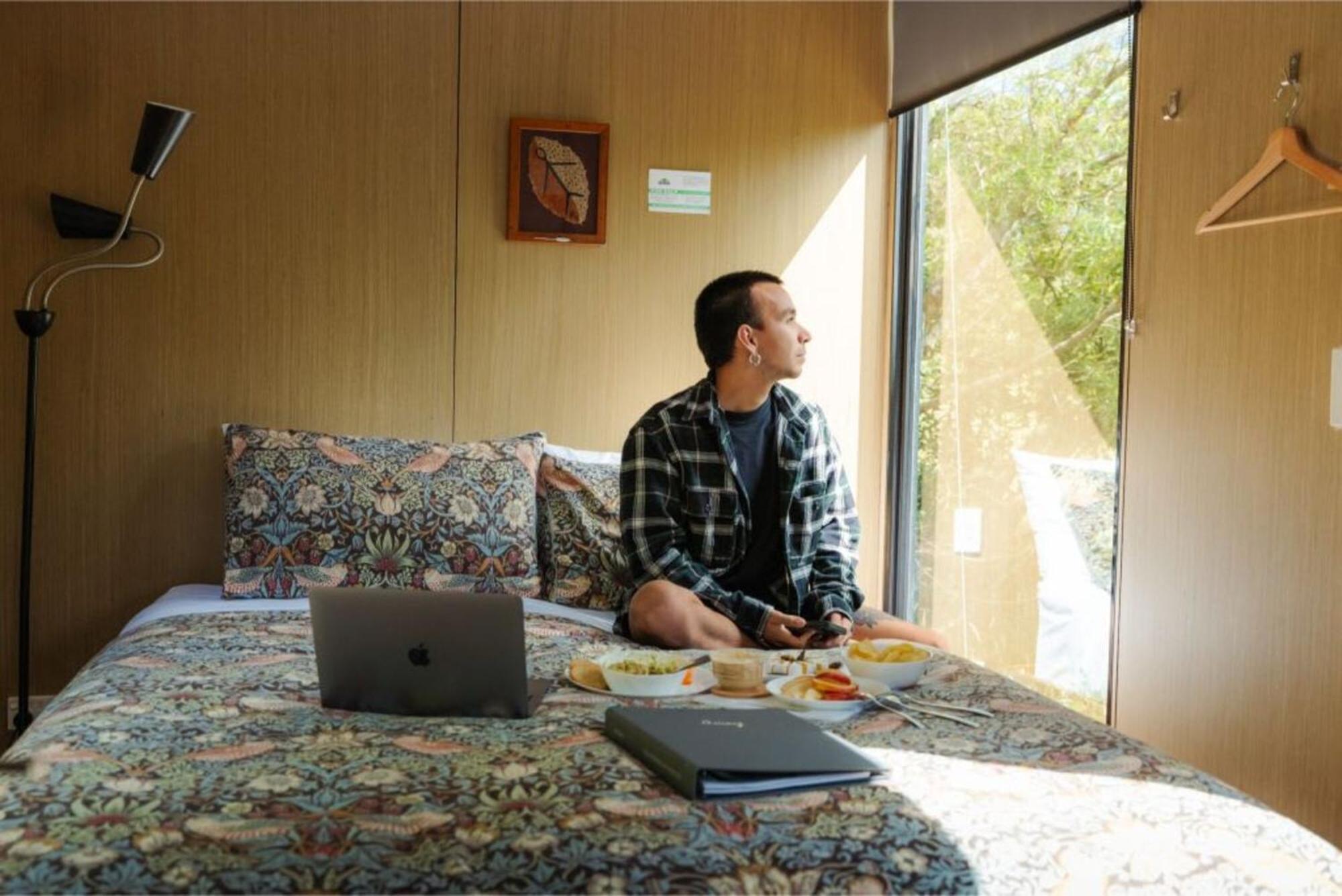 Вилла Tranquility Tiny House By Tiny Away Owaka Экстерьер фото